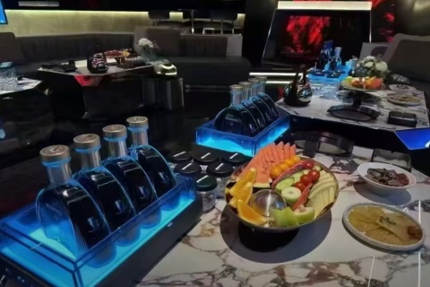 白银高端夜店招聘促销服务员,白银商务KTV,高薪诚聘,轻松上班无压力！